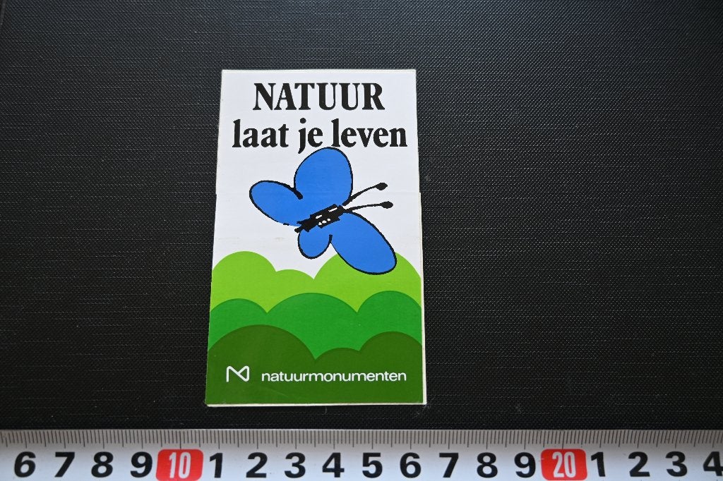 sticker natuur laat je leven natuurmonumenten vlinder blauw, Verzamelen, Ophalen, Zo goed als nieuw