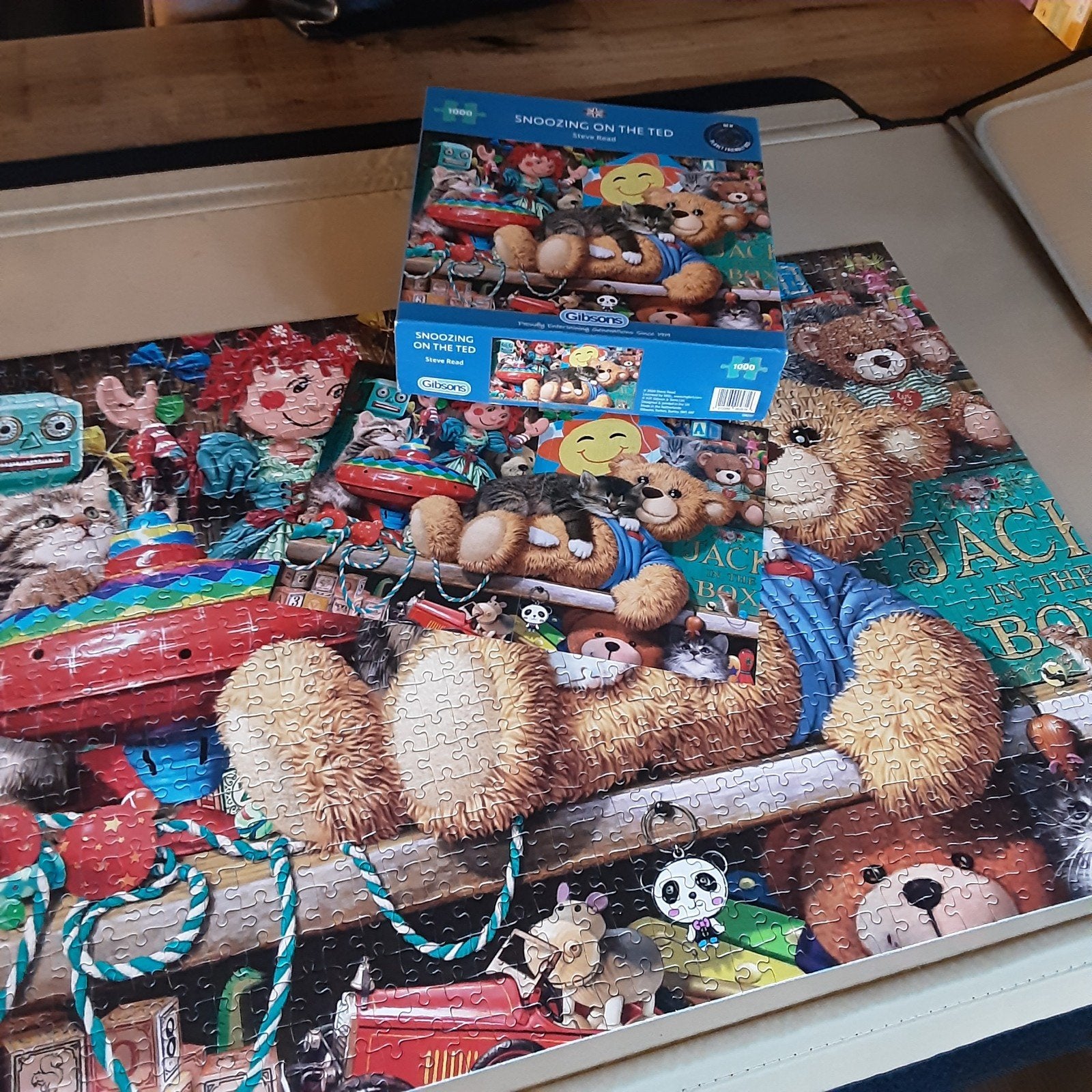 Snoozing on the Ted legpuzzel 1000 stukjes, Ophalen of Verzenden, 500 t/m 1500 stukjes, Zo goed als nieuw, Legpuzzel