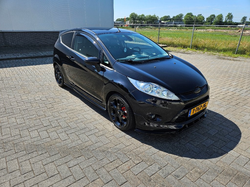 Ford Fiesta 1.6 Metal | 135pk | Maxton | Leder, Auto's, 1596 cc, 15 km/l, 4 cilinders, 133 pk
