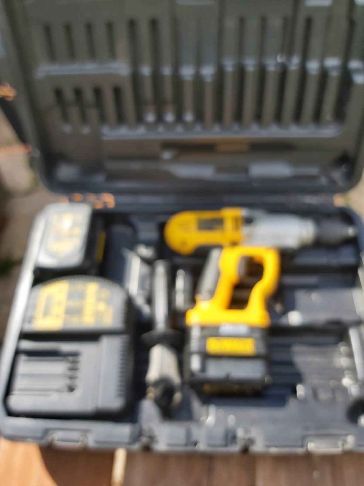 DeWalt DW006 Boor- en Schroefmachine met Accu en Lader, Ophalen of Verzenden, Gebruikt, 600 watt of meer, Boor- en Schroefmachine