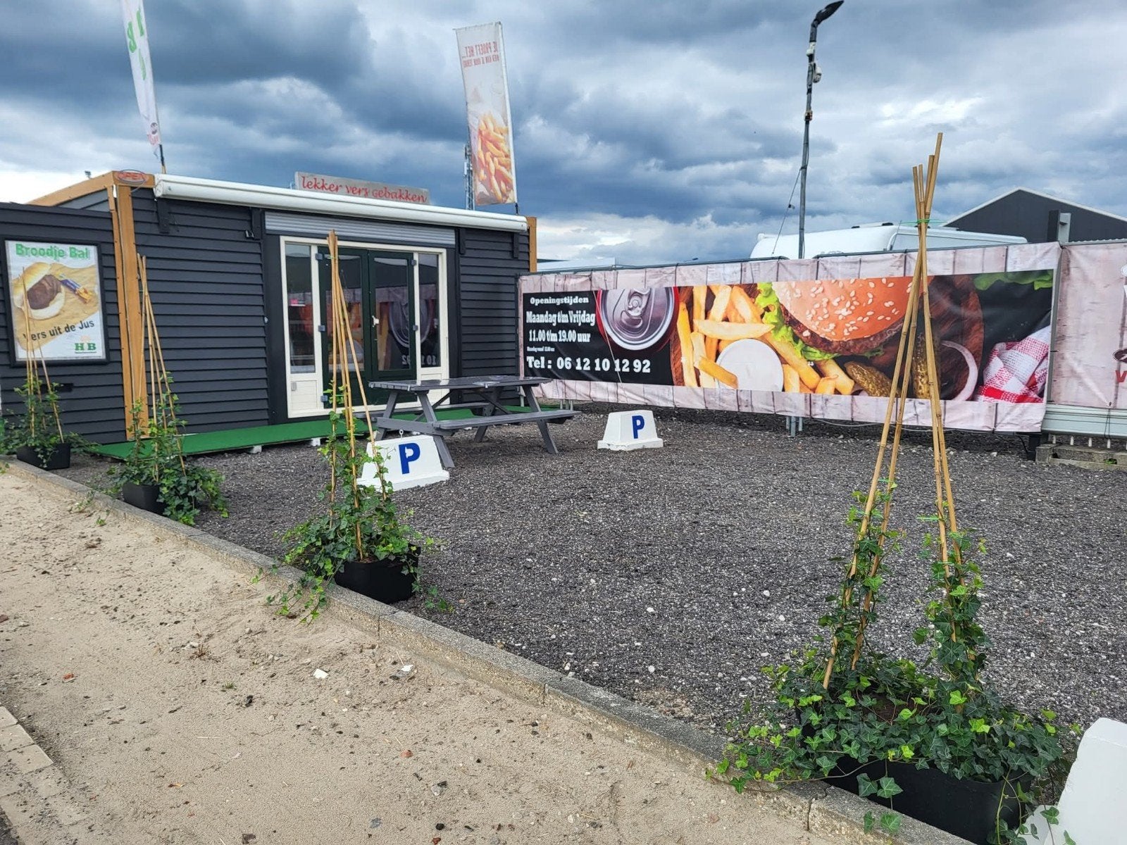 UNIEKE MOBIELE FRIETUNIT – Snackbar verkoop kiosk– Bj 2024, Ophalen