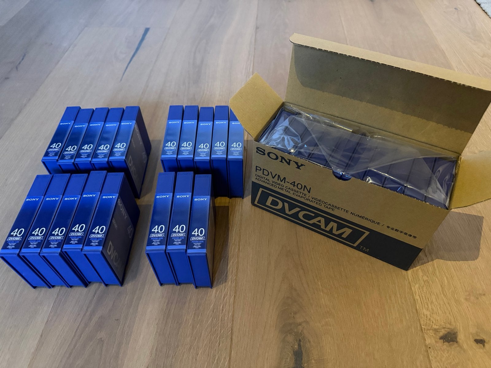 Nieuwe Sony DVCAM PVDM-40N videobanden (28 stuks), Ophalen of Verzenden, Nieuw, Video
