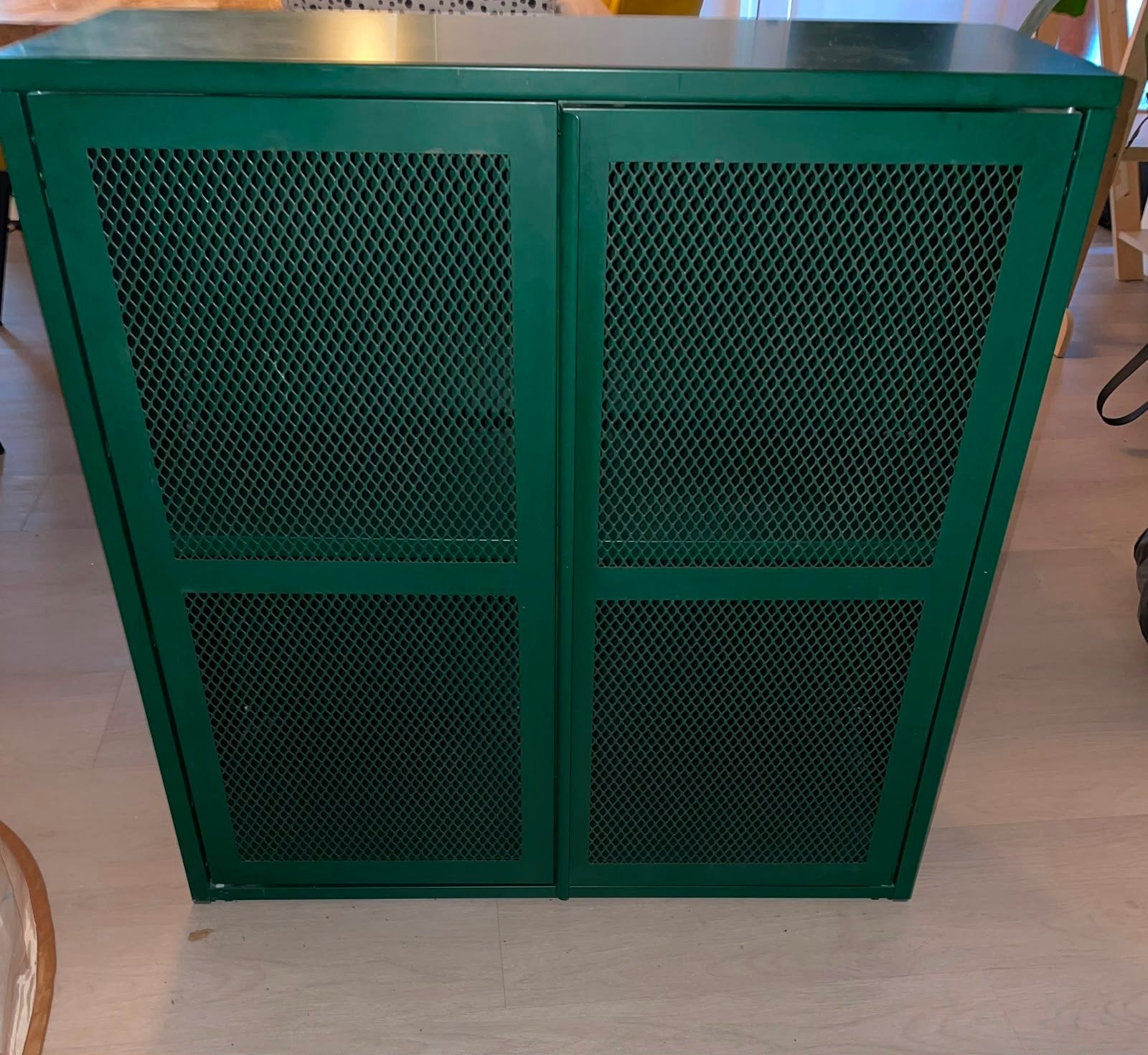 Leuke groene metalen IVAR kast met deuren, Ophalen, Gebruikt