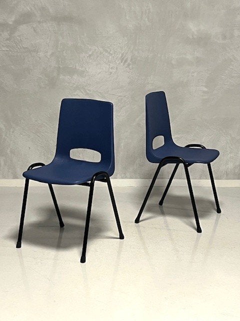 Retro stapelstoelen nieuw schoolstoelen blauw prijs p/stuk, Blauw, ., Vintage, Nieuw