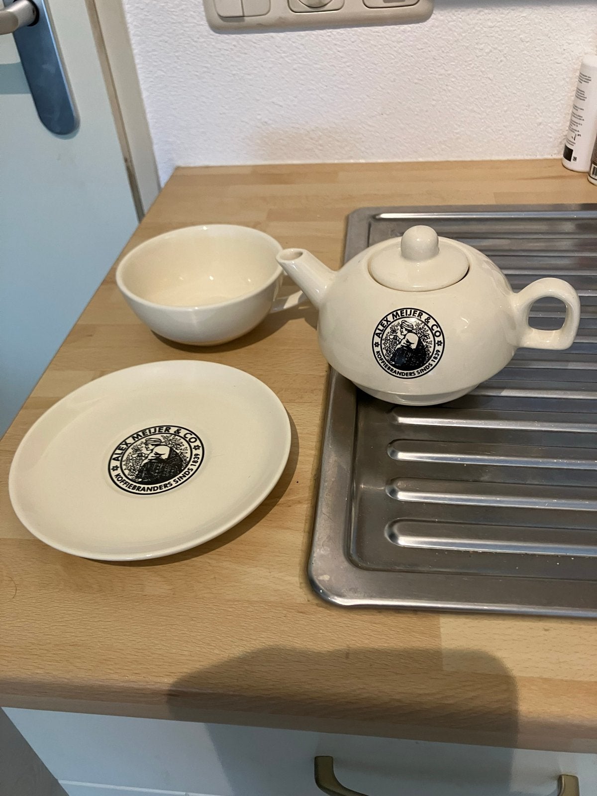 Alex Meijer & Co. Koffiebranderij Theepot met Kop en Schotel, Overige merken, Keramiek, Vintage, Ophalen of Verzenden