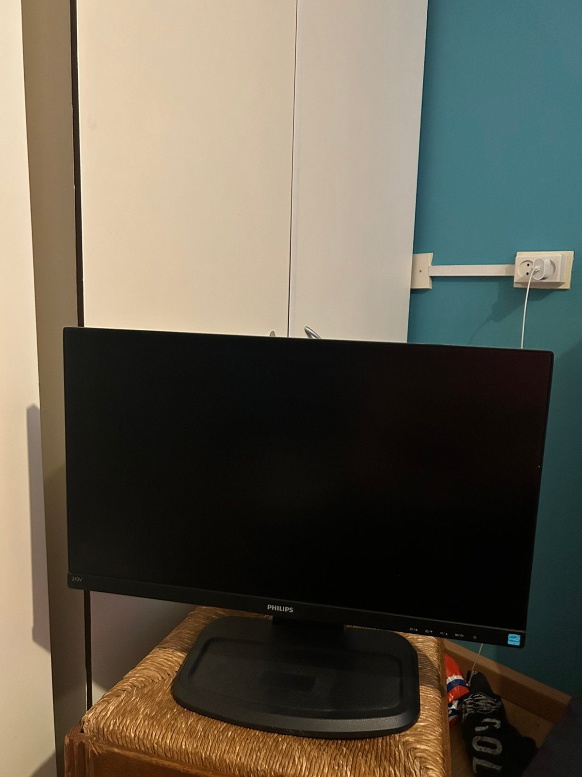 Philips 24” full HD monitor met HP pivot voet, Ophalen, IPS, Full HD, Zo goed als nieuw