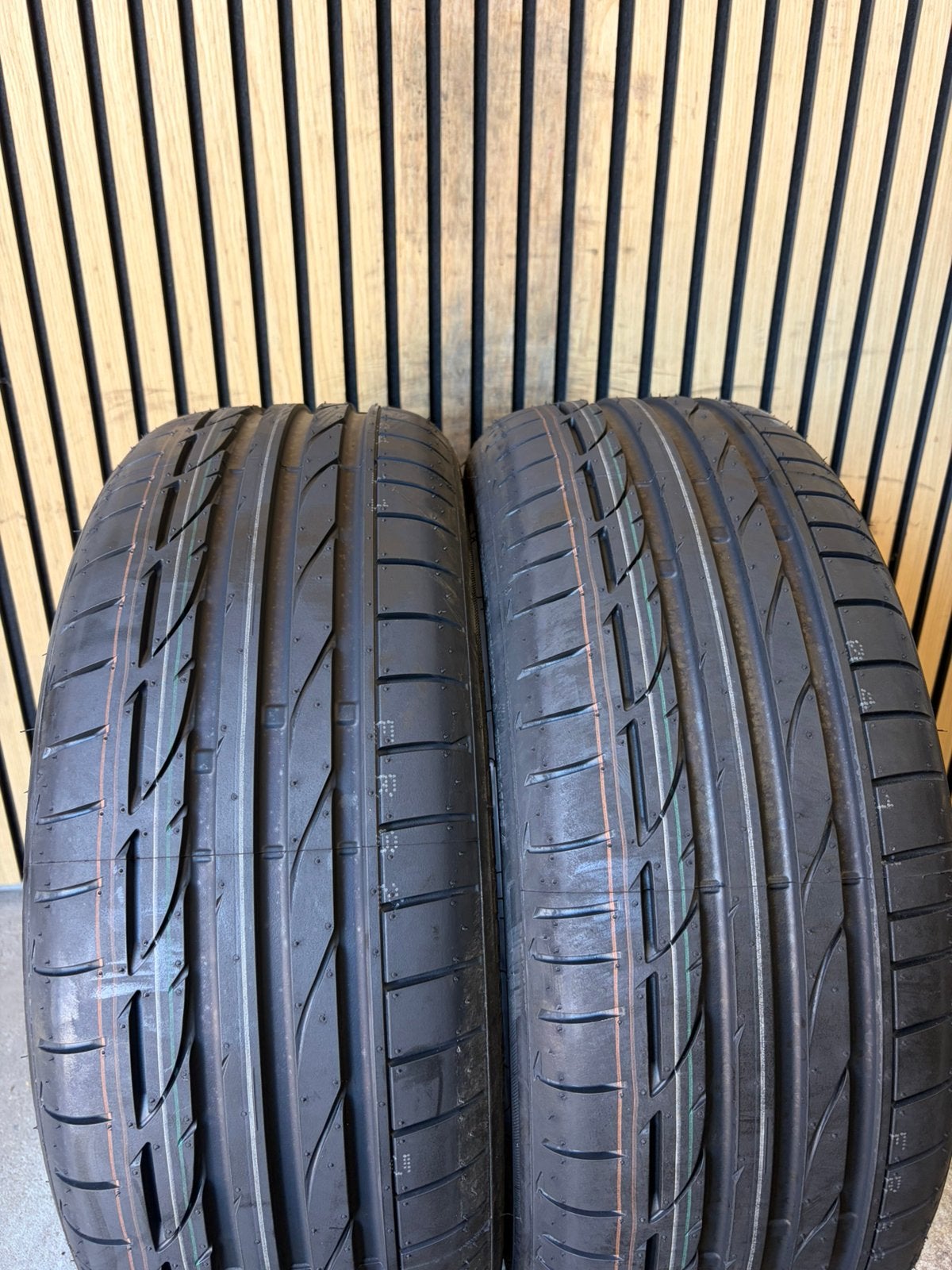 Nieuwe Bridgestone 225/45R18 225/45/18 225 45 18, Auto-onderdelen, Banden en Velgen, Band(en), Zomerbanden, 18 inch, 225 mm, Nieuw