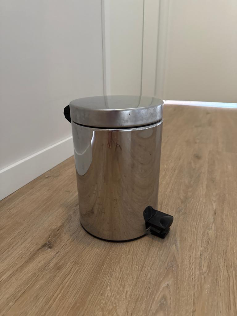 Brabantia pedaalemmer - 3 liter - chroom kleur, Ophalen, Gebruikt, Met pedaal, Minder dan 10 liter