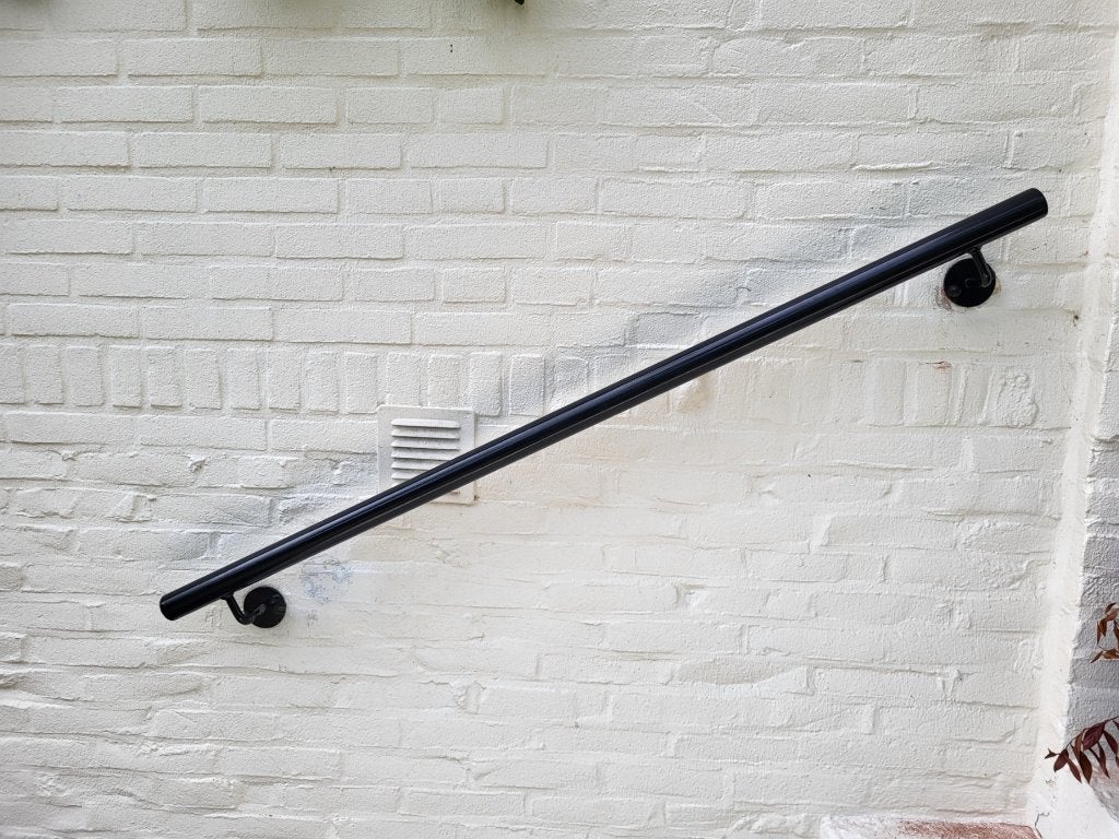 Zoek jij een mooie stalen trapleuning op maat?, Doe-het-zelf en Verbouw, Ladders en Trappen, Verzenden, Nieuw, Minder dan 2 meter