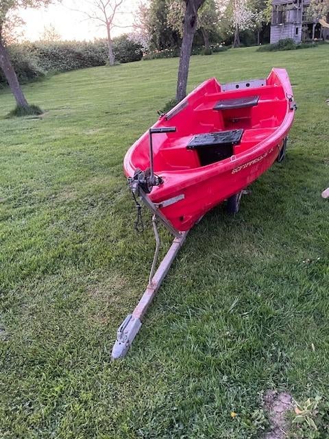 mooie onverwoestbare boot  kunstof boot pioner 10, Ophalen, Gebruikt
