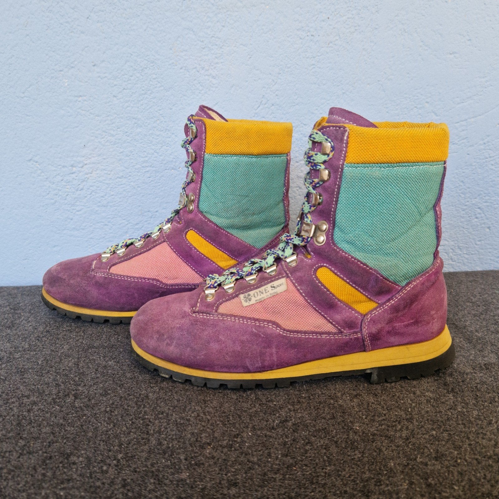 ONE Sport vintage bergschoenen dames maat 39 Italië, Kleding | Dames, Overige kleuren, Overige typen, ONE Sport, Ophalen of Verzenden