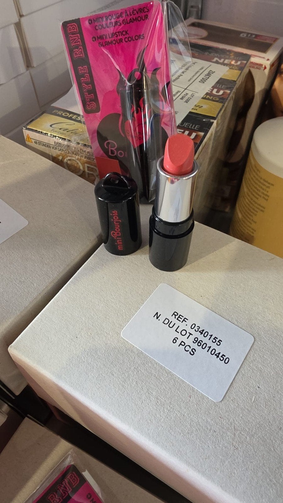 PARTIJ Mini Bourjois Lipstick Glamour Colors - Nieuw, Ophalen of Verzenden, Nieuw, Lippen, Make-up