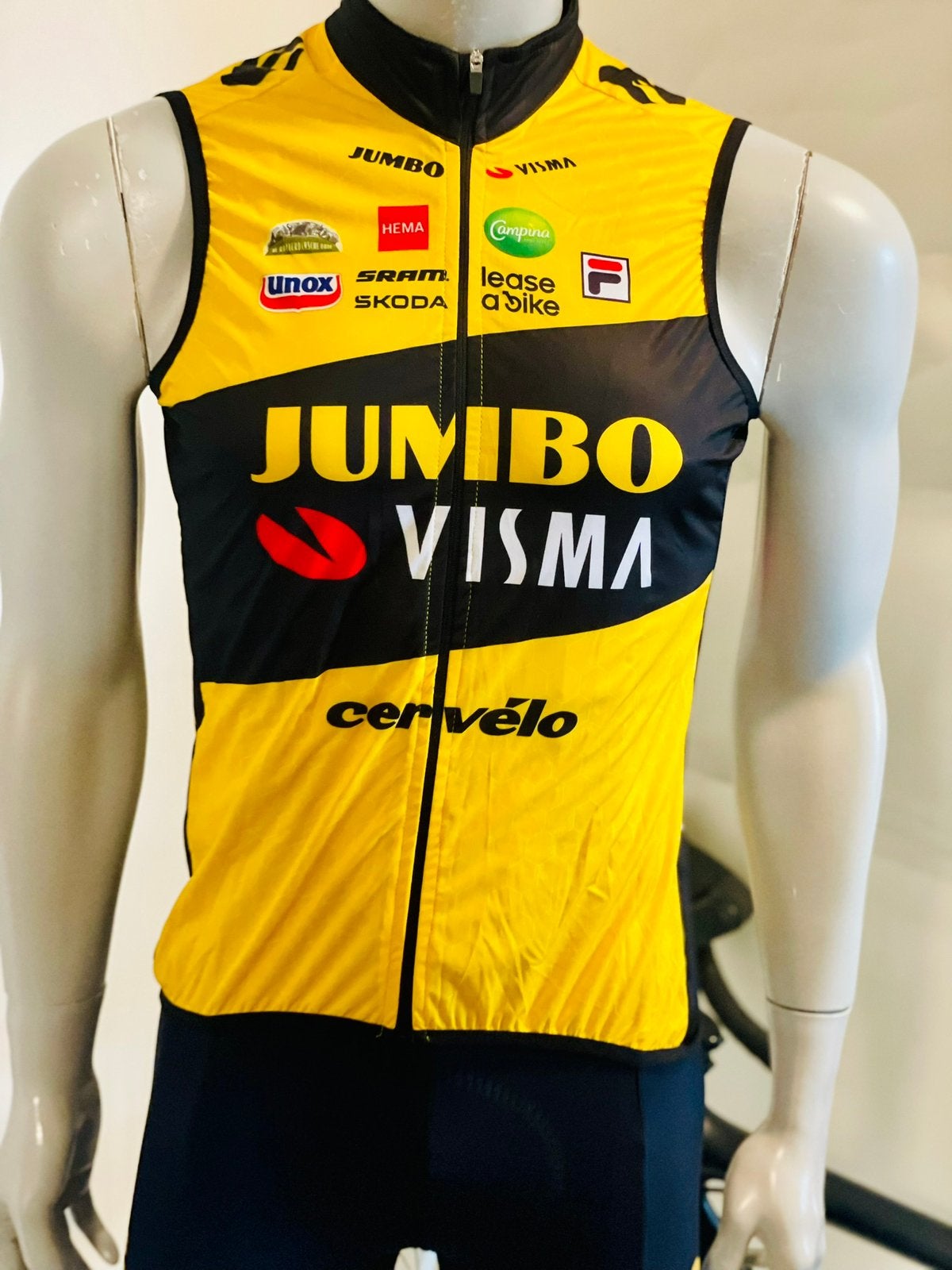 Wielrenkleding wielren windvest windvanger maat M Fila, Ophalen of Verzenden, Zo goed als nieuw, Bovenkleding, Heren