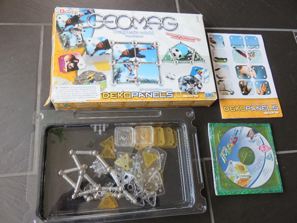 Geomag dekopanels sports 64delig. Nette set, compleet, Kinderen en Baby's, Speelgoed | Bouwstenen, Ophalen of Verzenden, Gebruikt