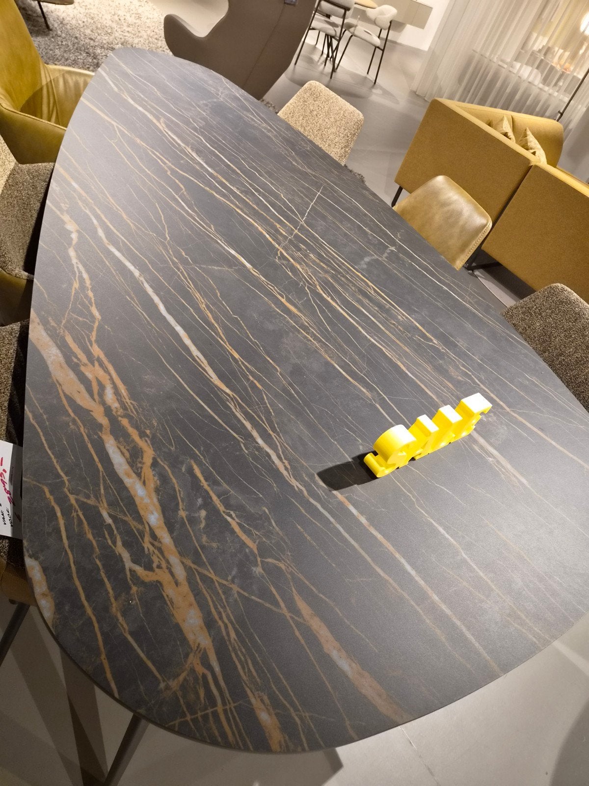 Eettafel Pebble Metaform, Ophalen, Overige materialen, 100 tot 150 cm, Zo goed als nieuw