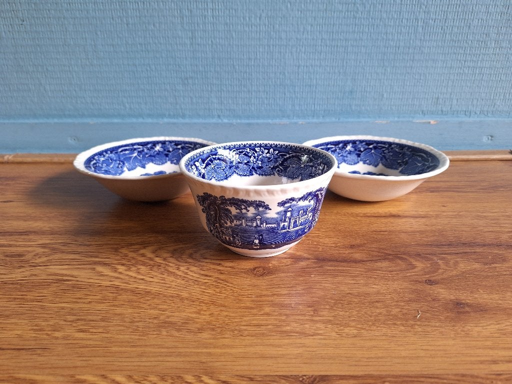 Blauwwitte kom met 2 schaaltjes, Ophalen of Verzenden