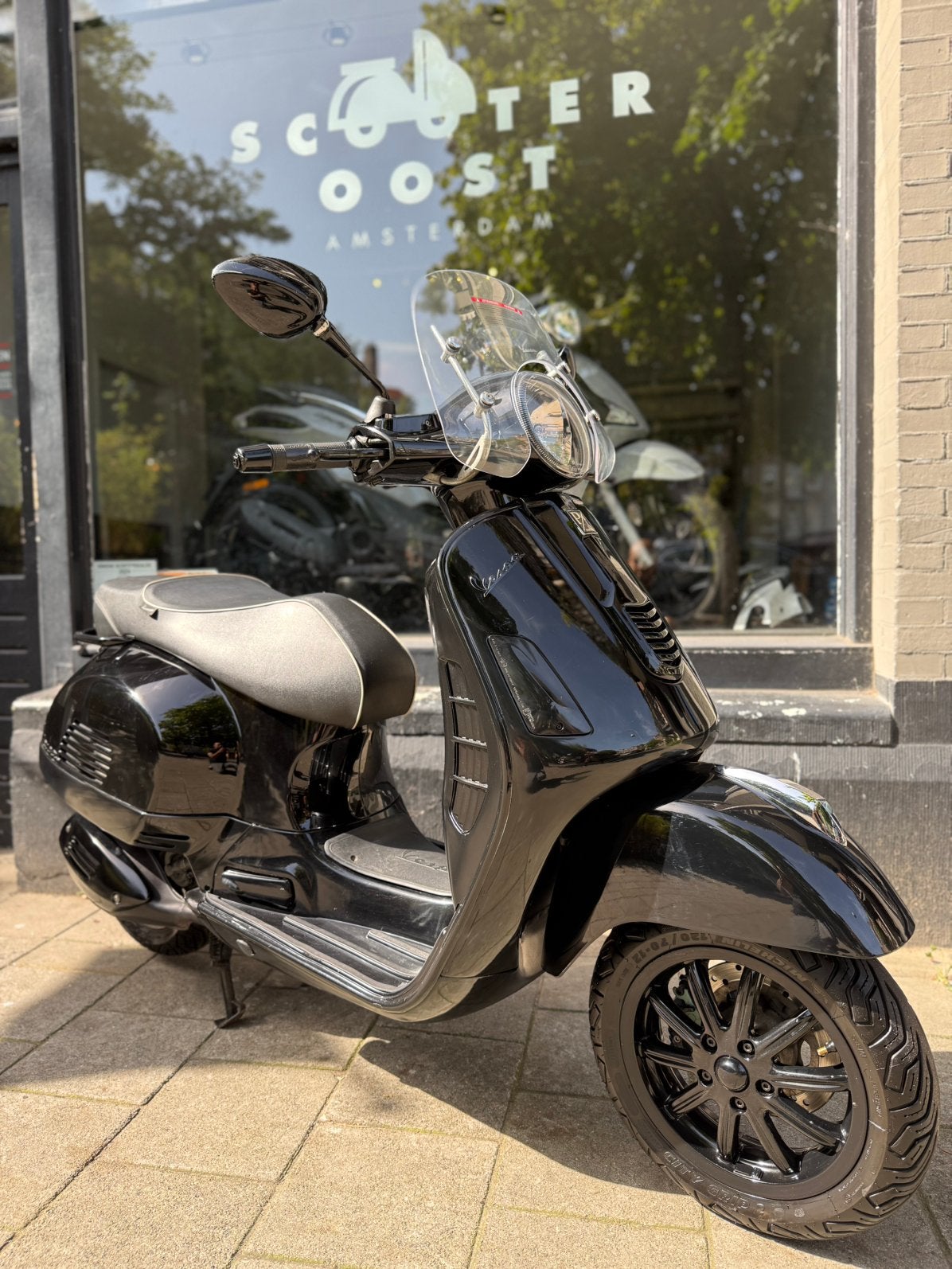 Vespa gts 300 black edition gts300, Ophalen, Overige modellen, Zo goed als nieuw, Benzine