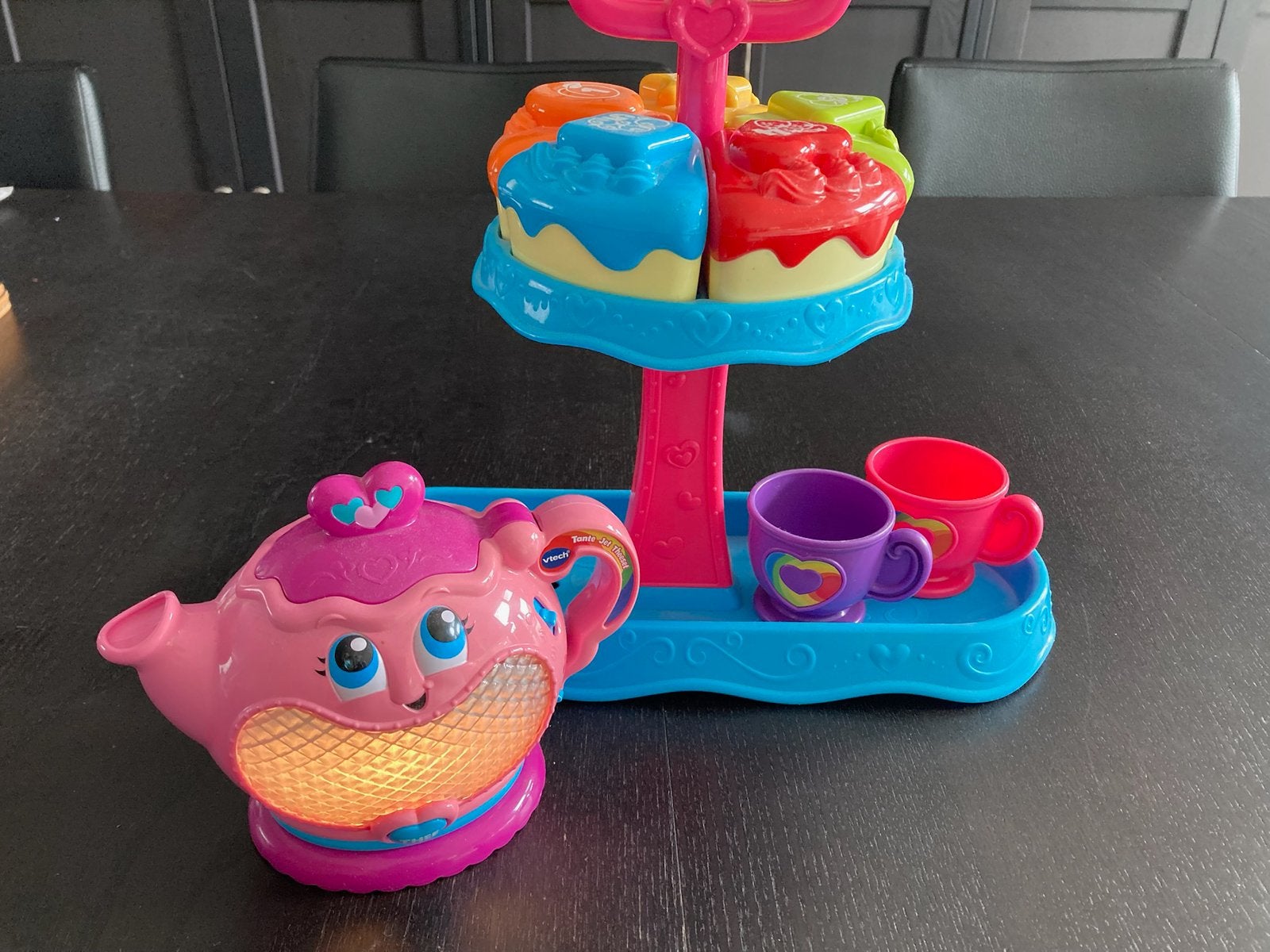 Tante Jet thee set, theepot, inschenk geluid, liedjes, licht, Ophalen of Verzenden, Zo goed als nieuw