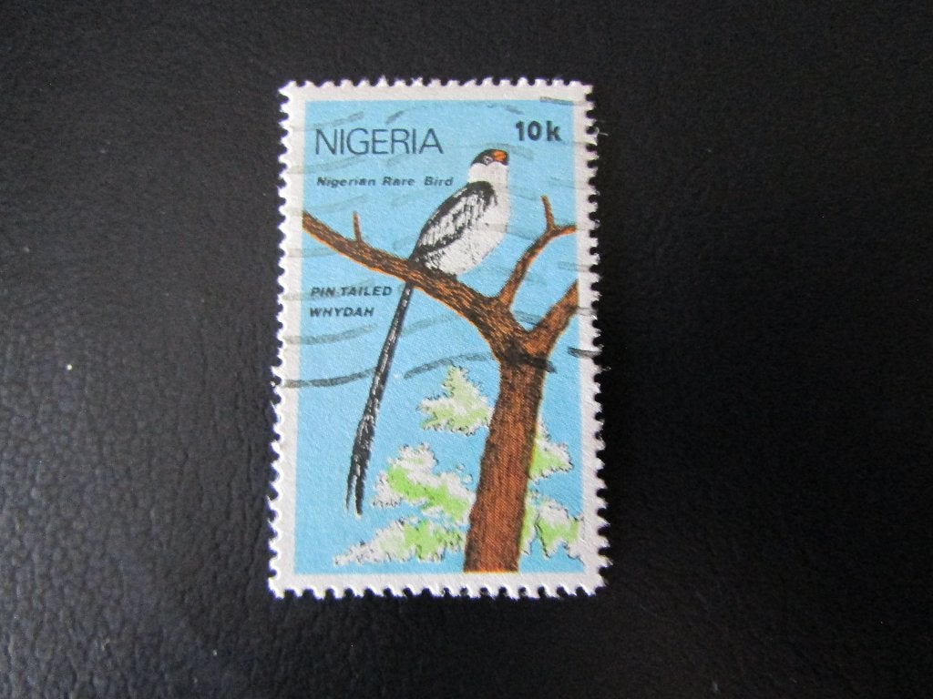 Postzegel Vogel: Pinstaart Wida uit Nigeria, Ophalen of Verzenden, Gestempeld, Dier of Natuur