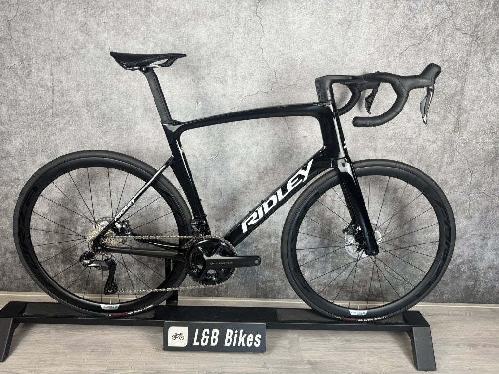 Nieuw! Ridley Noah Full Carbon Ultegra Di2 2x12 Cockpit