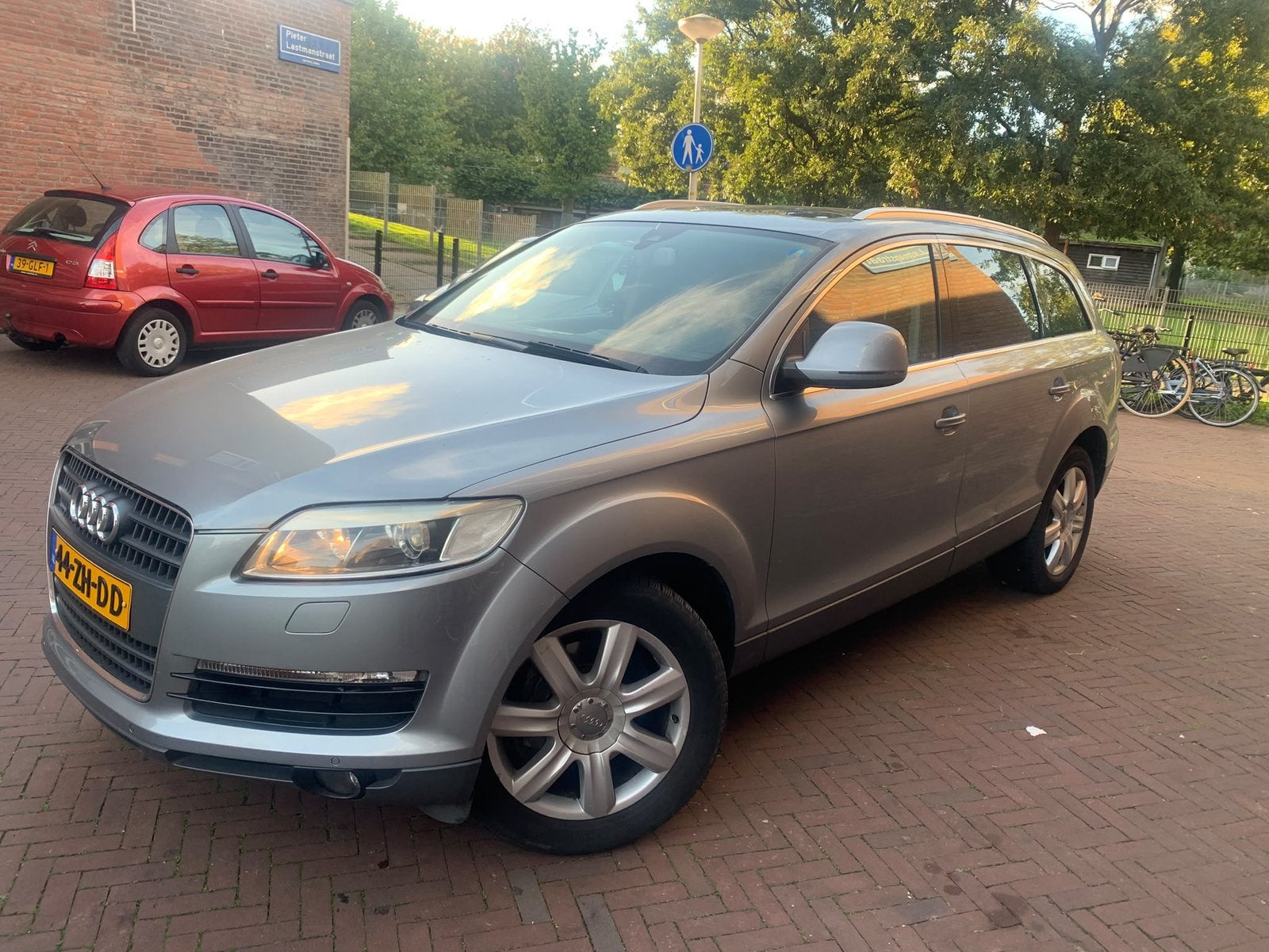 Audi Q7 3.6 FSI 206KW Quattro Tiptronic 2008 Grijs, Auto's, Automaat, Parkeerassistent, Origineel Nederlands, Particulier