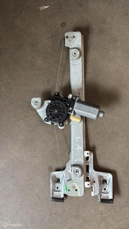 Raammechanisme linksachter Chrysler 300C ('04-'11 992733-101, Gebruikt, Chrysler, Ophalen of Verzenden