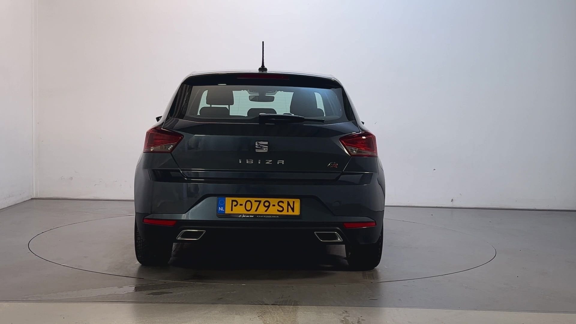 Foto 10 van Seat Ibiza 1.0 TSI 110pk FR Business Intense Plus Stoelverwa