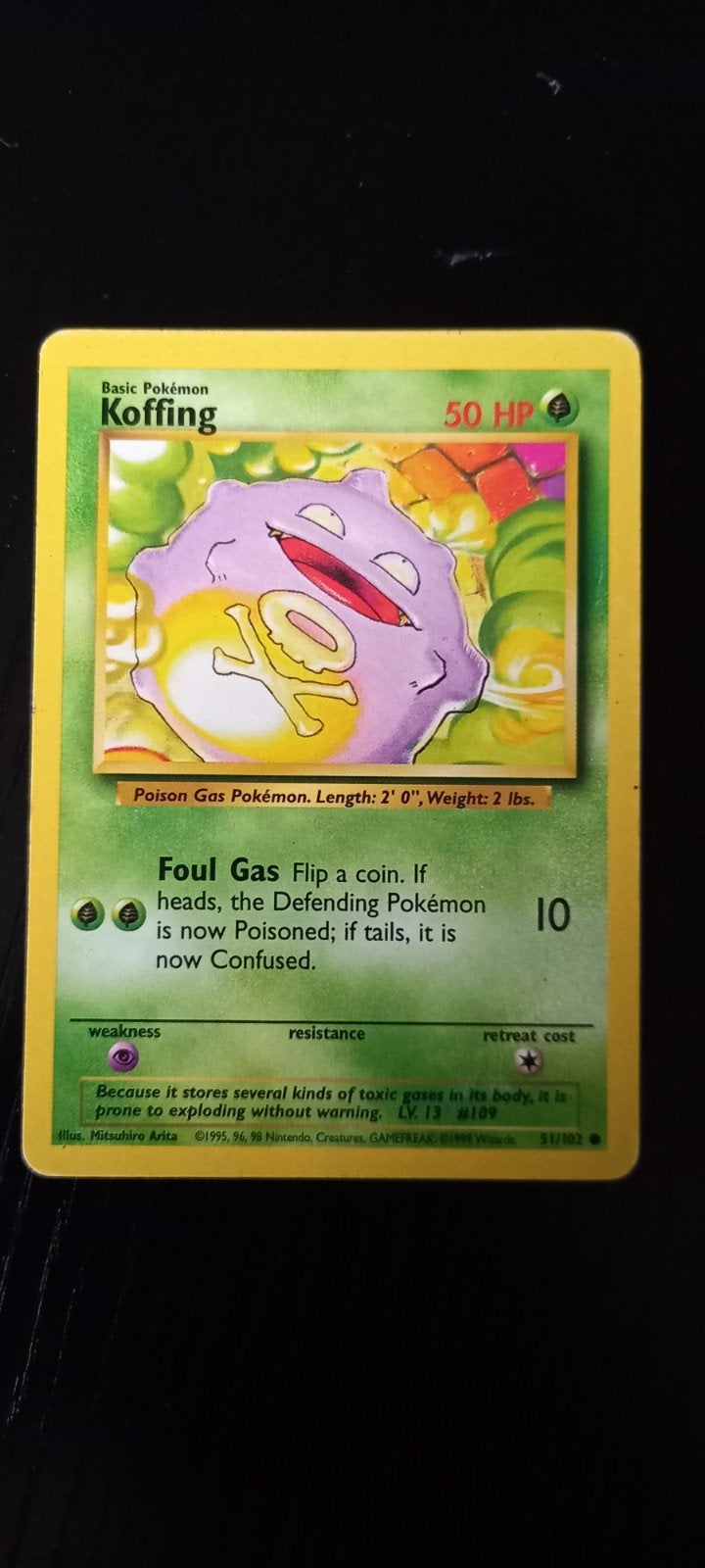 Koffing Pokémon Kaart 51/102 - Base Set, Ophalen of Verzenden, Gebruikt, Losse kaart