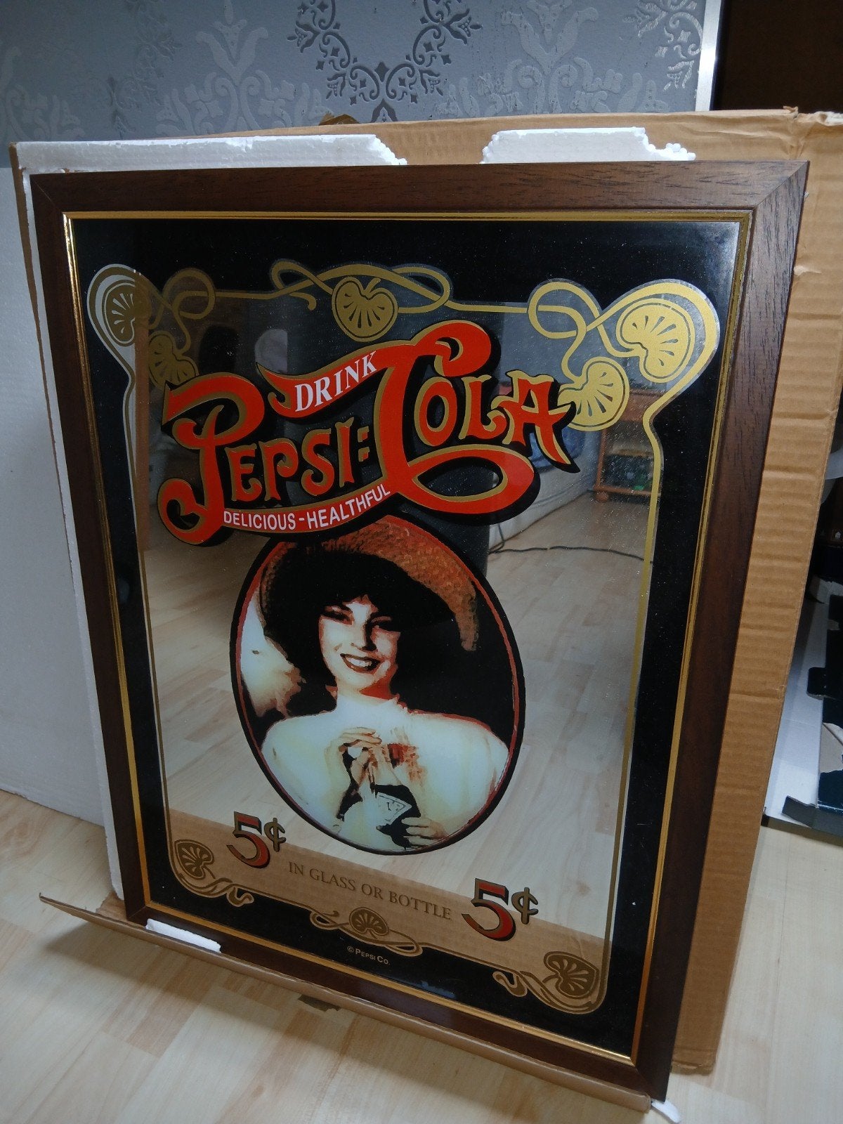 Vintage Pepsi-Cola spiegel met houten lijst, Ophalen, Rechthoekig, 50 tot 100 cm