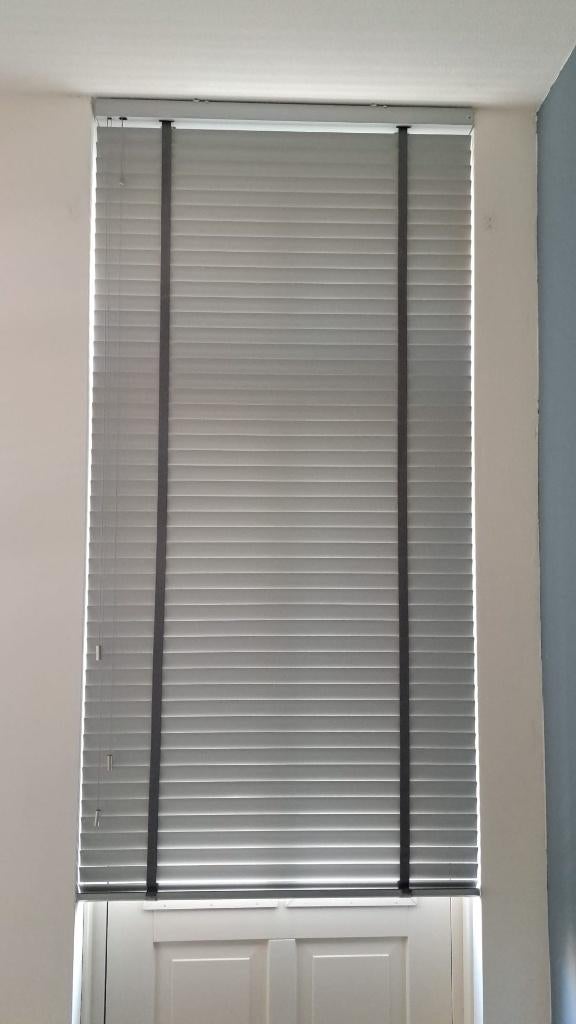 Luxaflex, Huis en Inrichting, Ophalen, Gebruikt, 100 tot 150 cm, Grijs