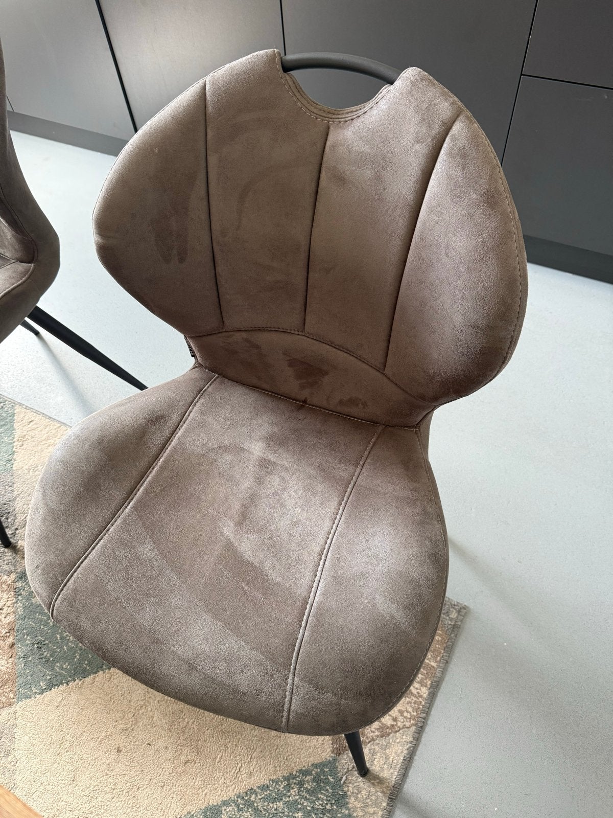 Complete Woonkamerset: Tafel, Stoelen, Bank, Salontafels, Ophalen