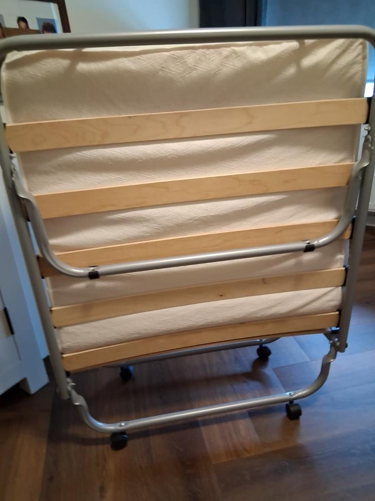 Opvouwbaar logeerbed 190x80 cm met matras, Ophalen, Gebruikt, Eenpersoons, 190 cm of minder