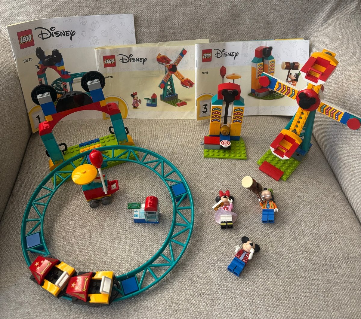 Lego Disney 10778 Mickey, Minnie & Goofy Kermisavontuur, Ophalen of Verzenden, Zo goed als nieuw