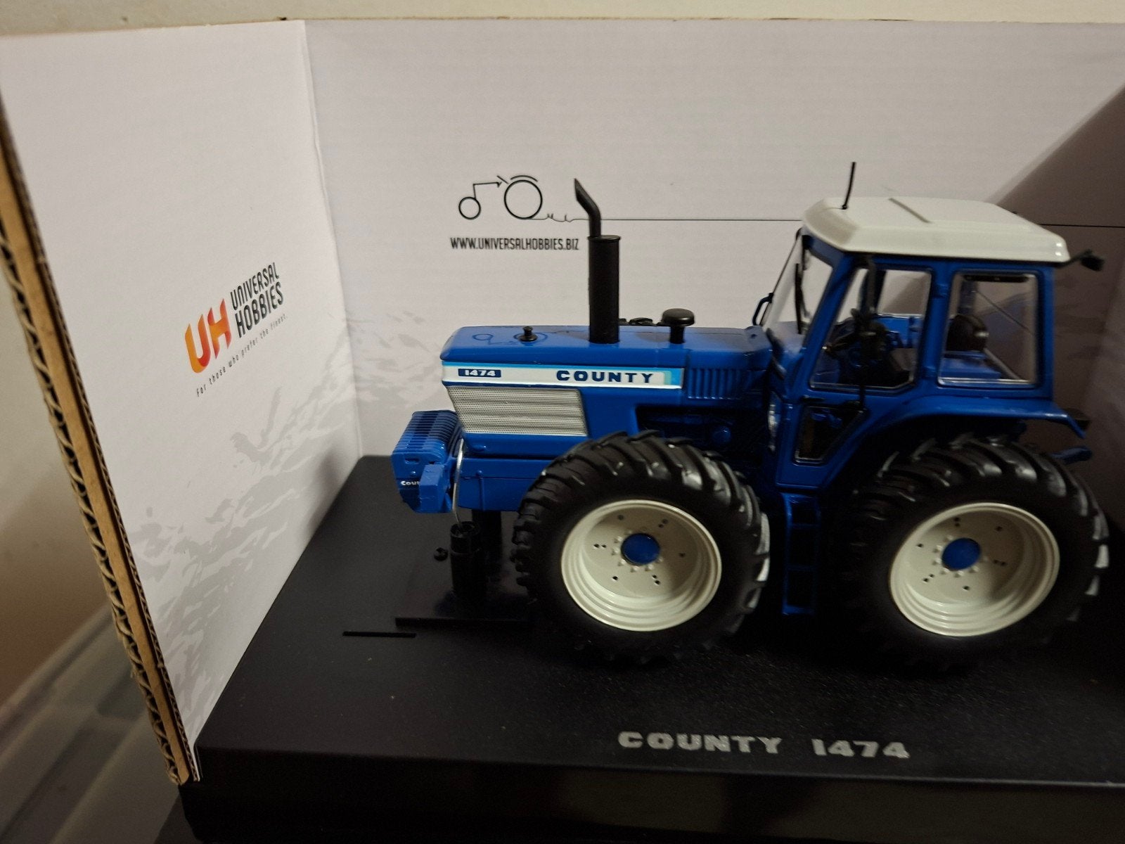 Ford County  1474. UH, Ophalen of Verzenden, Nieuw, Tractor of Landbouw, Universal Hobbies
