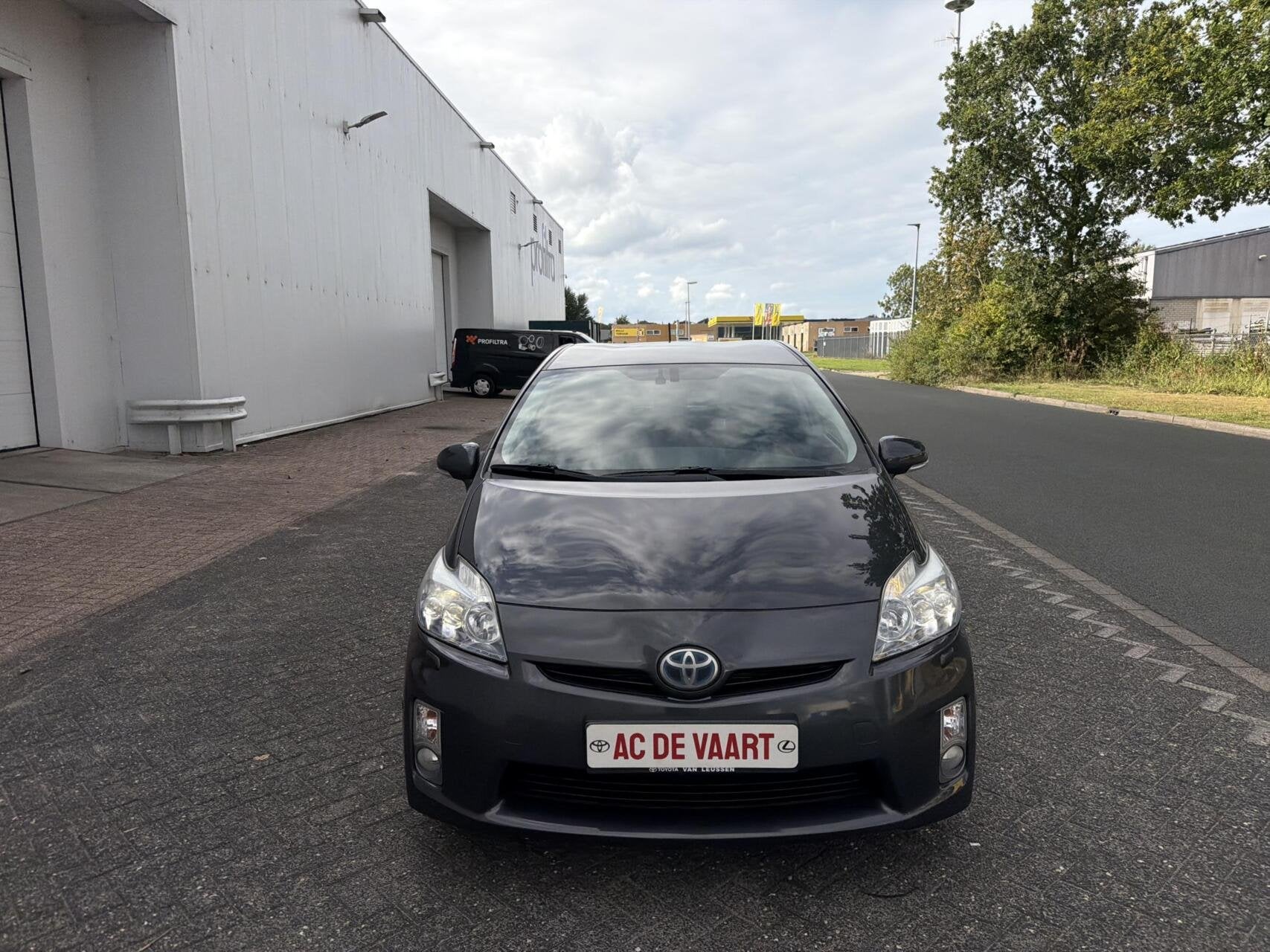 Toyota Prius 1.8 Executive - NAVI/LEER/JBL/CAMERA/NAP, Auto's, 136 pk, Gebruikt, 4 cilinders, Bedrijf