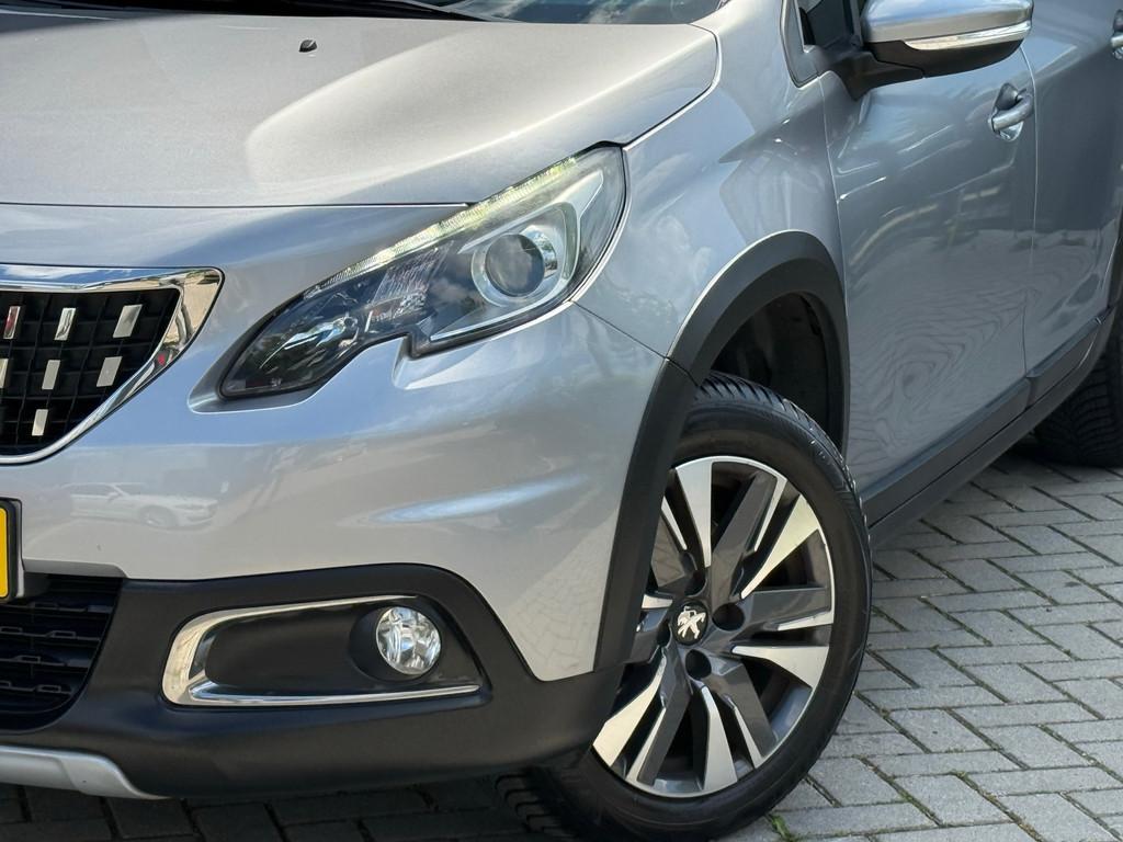 Peugeot 2008 1.2 PureTech Allure / NAP / CAMERA / TREKHAAK, Voorwielaandrijving, Euro 6, Parkeersensor, Origineel Nederlands