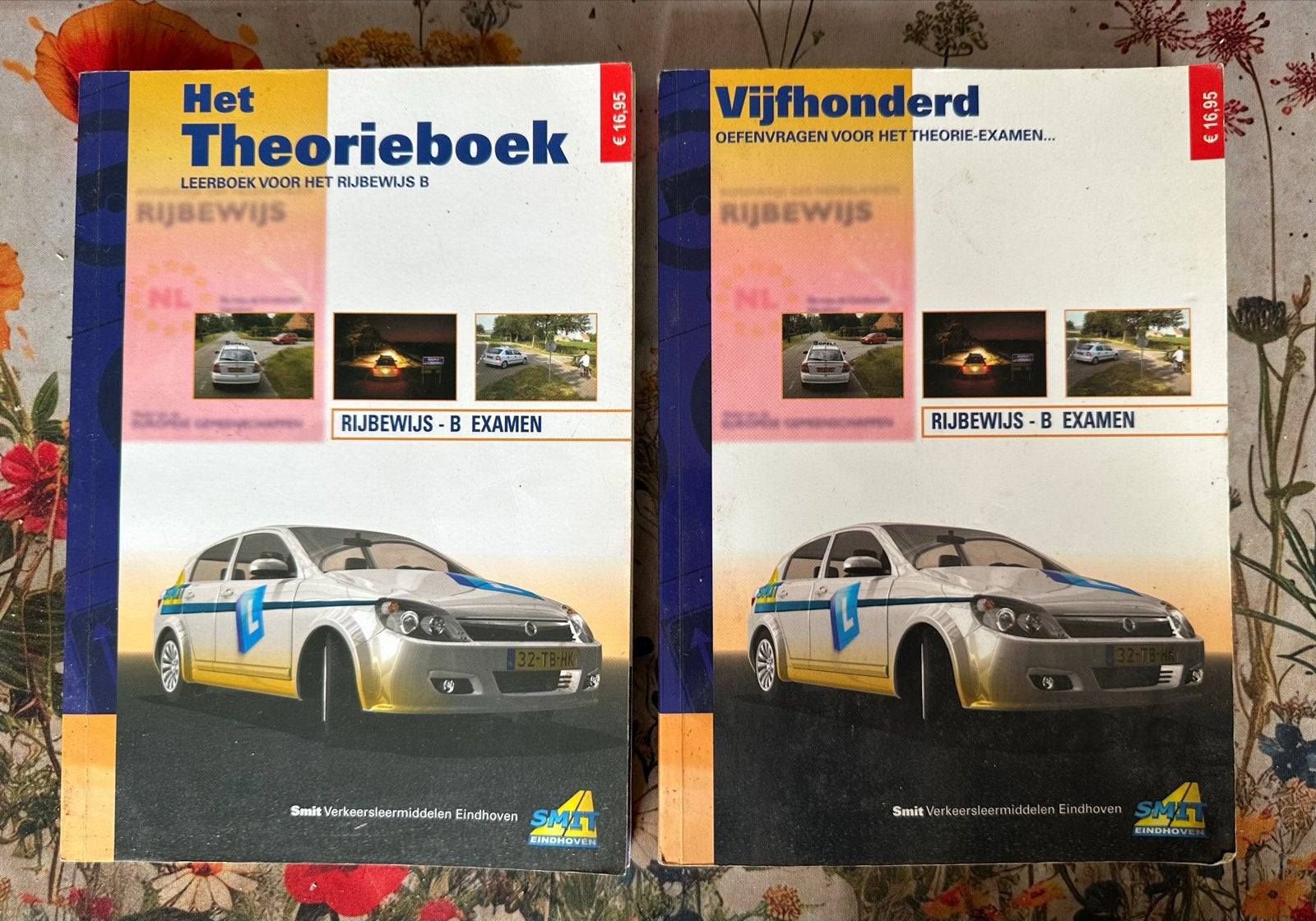 Theorieboek Rijbewijs B + Oefenvragen (Smit Verkeersmiddelen, Ophalen of Verzenden, Gelezen, Algemeen