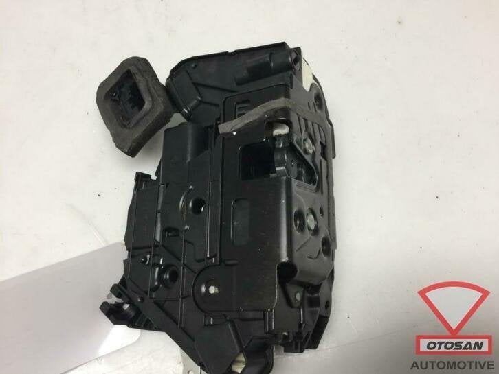 vw golf 6 polo deurslot slotmechaniek rechts voor 5k1837016e, Gebruikt, Volkswagen, Volkswagen AG, Vw@volkswagen.de