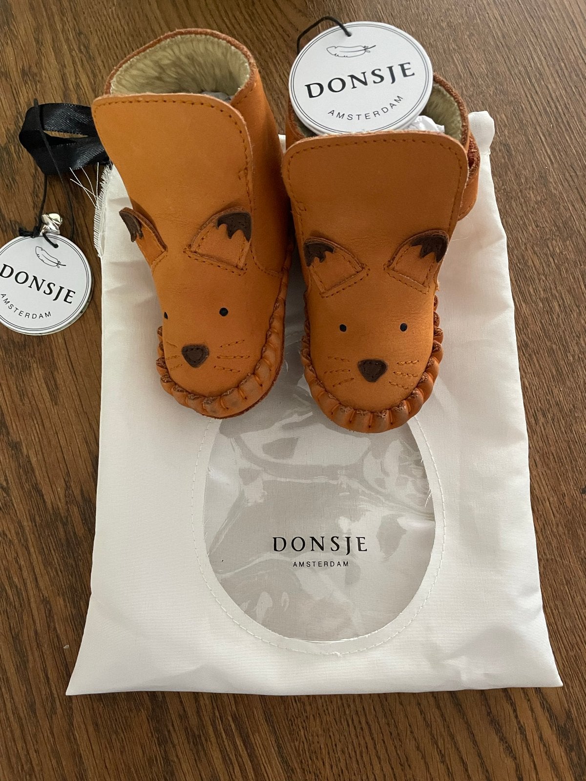 Donsje Amsterdam 'Wally Classic' vos slofjes - Nieuw!, Ophalen of Verzenden, Nieuw, Jongetje of Meisje, Slofjes