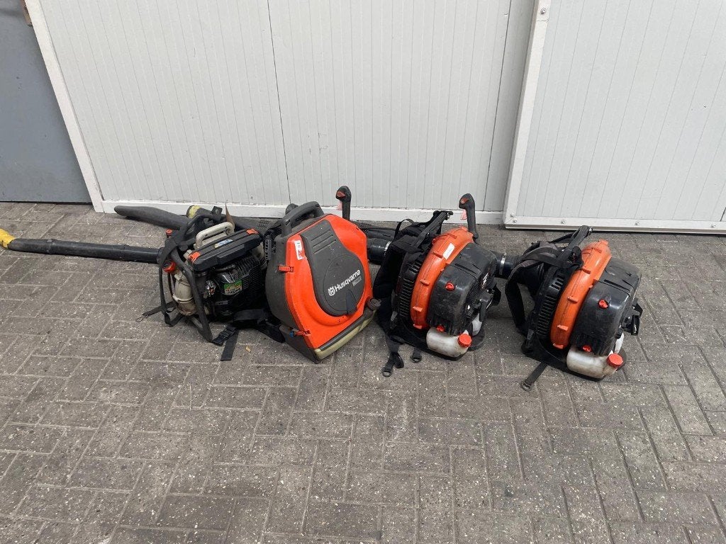 Husqvarna en andere bladblazers - Ruggedragen, Ophalen, Benzine, Gebruikt, Ruggedragen