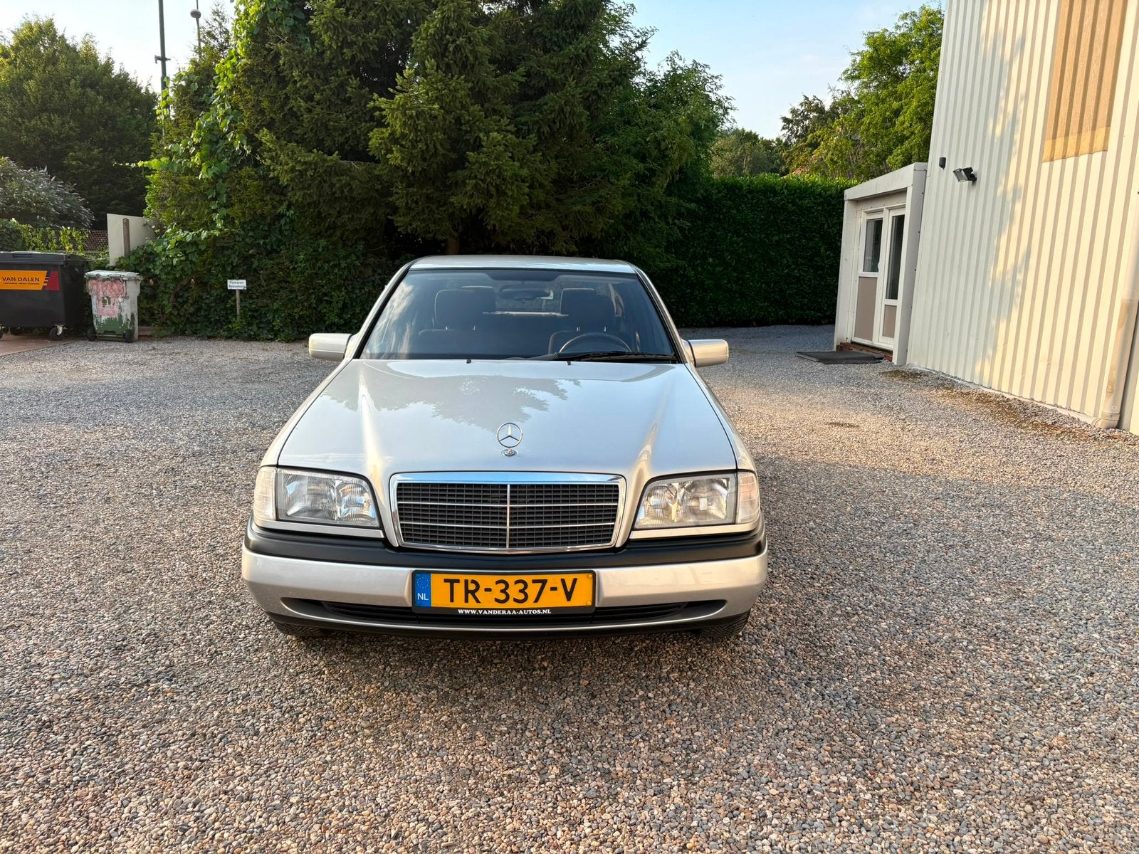 Mercedes-Benz Mercedes 1996 Grijs roest vrij unieke !, Auto's, Stof, 1575 kg, 4 cilinders, 1799 cc