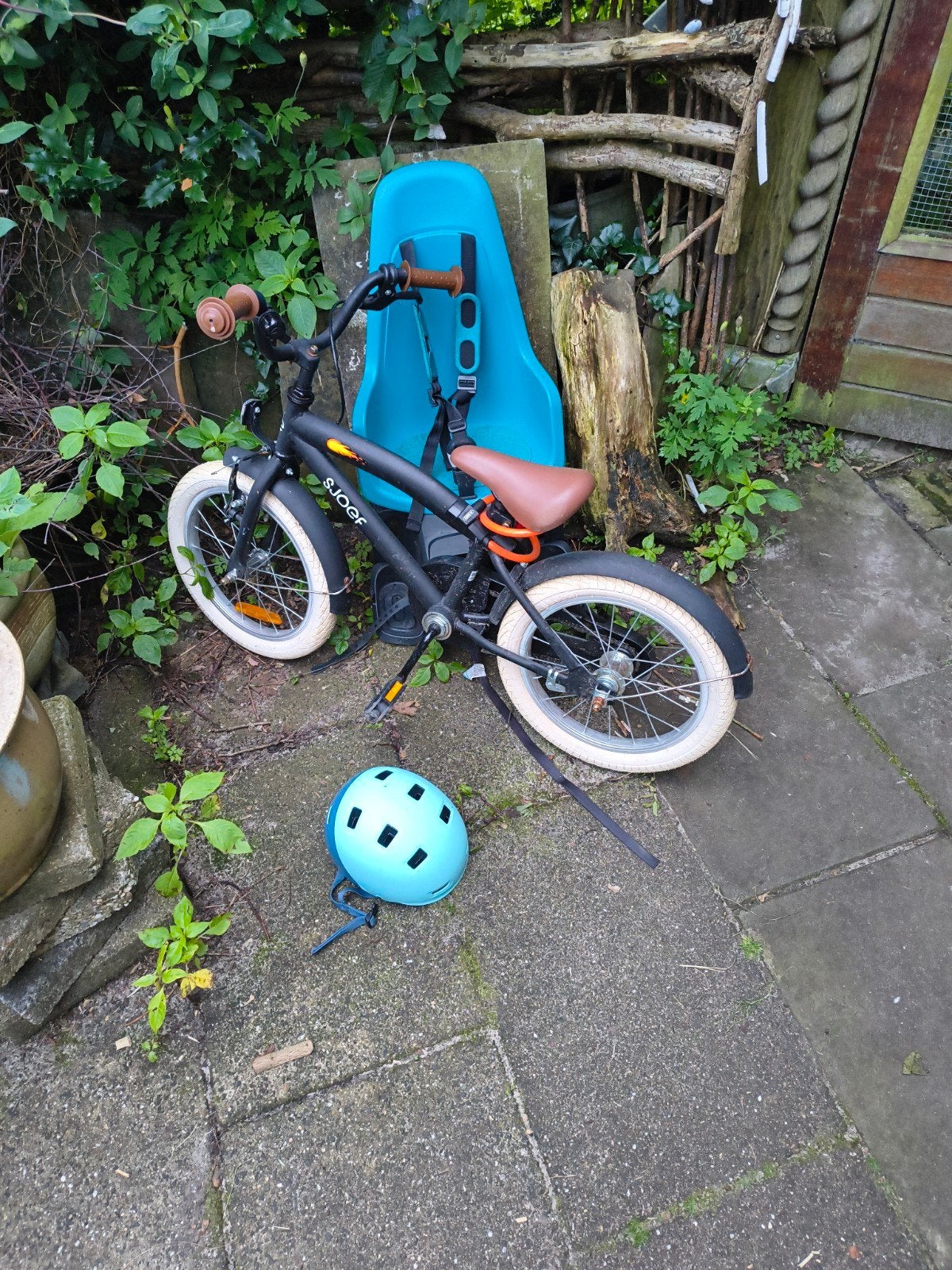 Kinderfiets, helm en kinderzitje achter, Ophalen, Gebruikt, Aanhangfiets