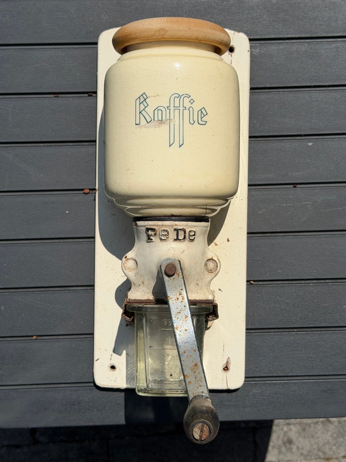 Vintage PeDe wandkoffiemolen - Antieke koffiemolen, Ophalen of Verzenden