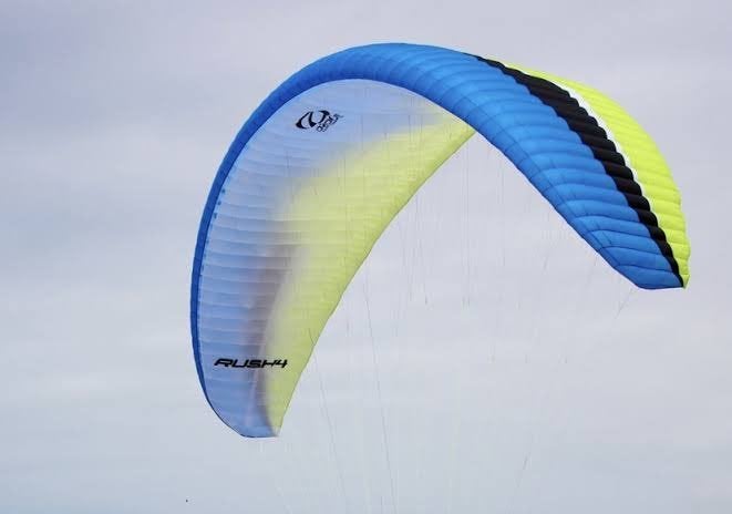 Ozone Rush 4 Maat M - groundhandling / duin, Ophalen of Verzenden, Gebruikt, Scherm