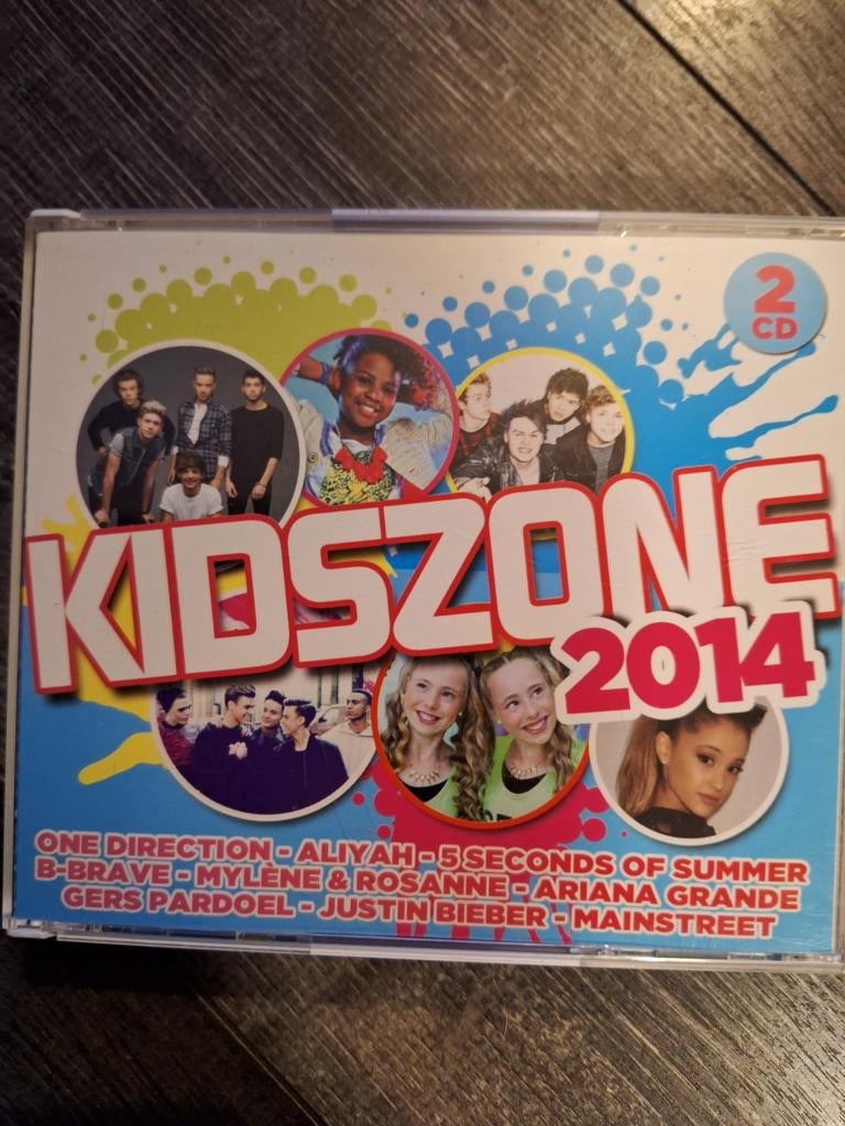 Kidszone 2014 - Dubbel CD met populaire kids hits, Ophalen of Verzenden, Zo goed als nieuw, Pop