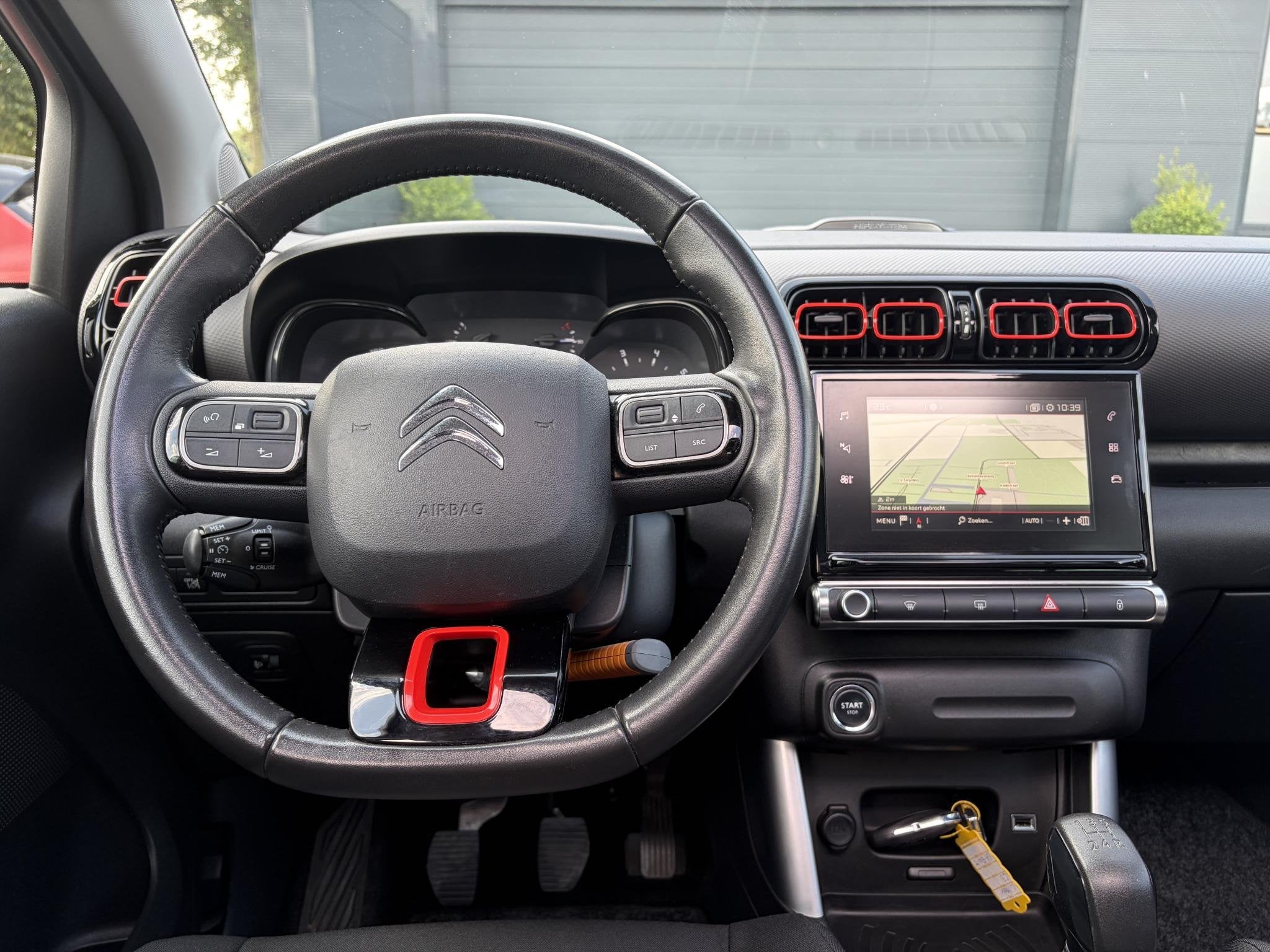 Citroen C3 Aircross 1.2 PureTech S&S Shine D-riem vv in 2024, Auto's, Citroën, Voorwielaandrijving, Gebruikt, Euro 6, 1199 cc