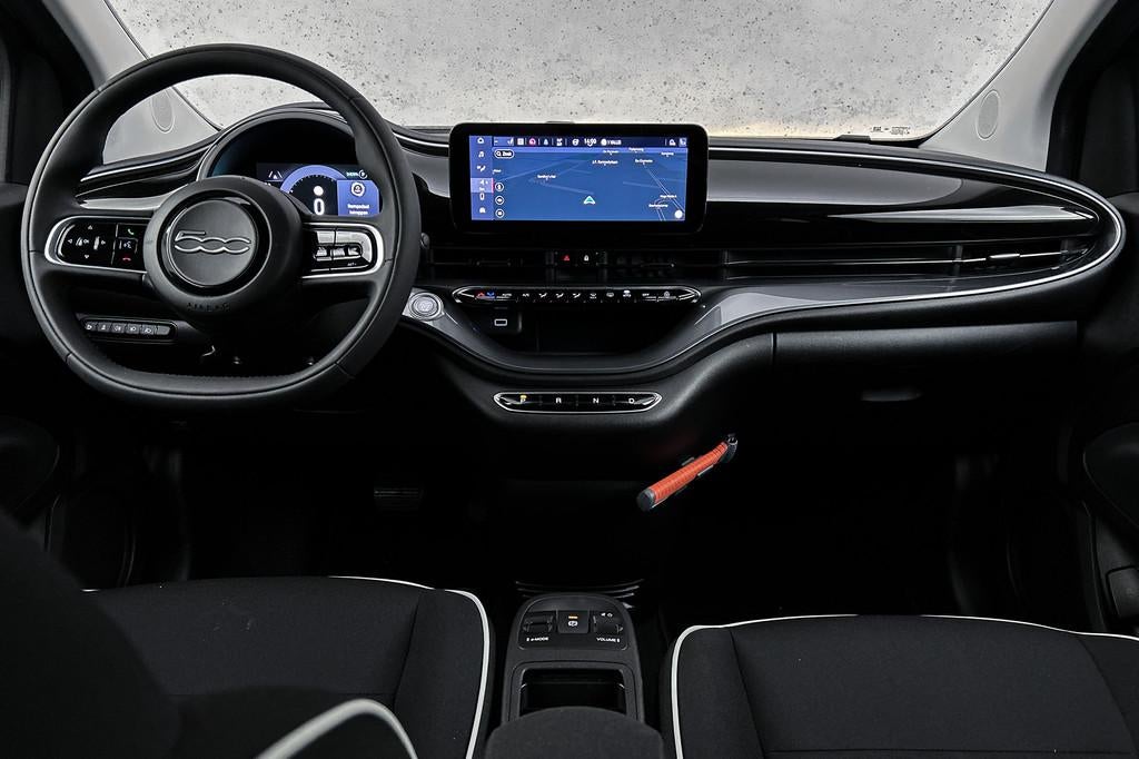 Fiat 500 Urban 24 kWh | Camera | Navigatie | Cruise control, Stof, Gebruikt, 95 pk, 4 stoelen