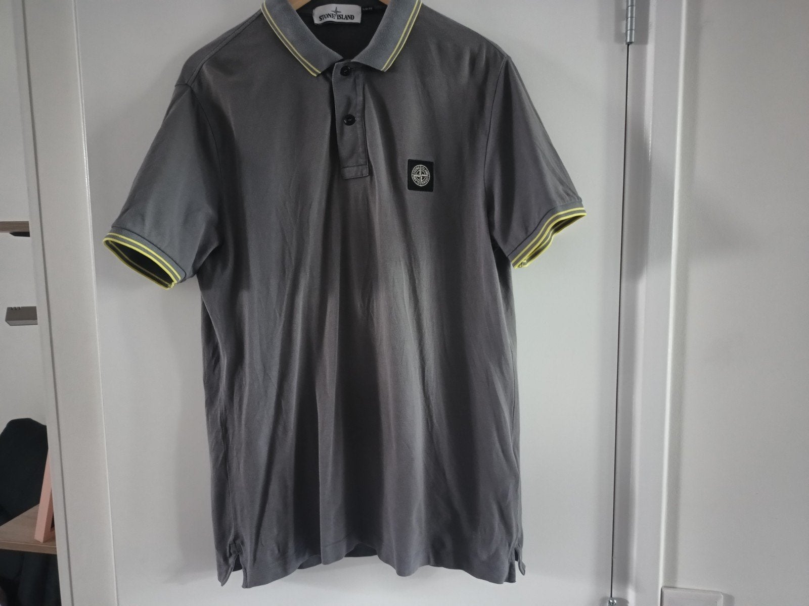 Stone Island Polo zo goed als nieuw, Kleding | Heren, Polo's, Ophalen of Verzenden, Zo goed als nieuw, Maat 56/58 (XL), Grijs