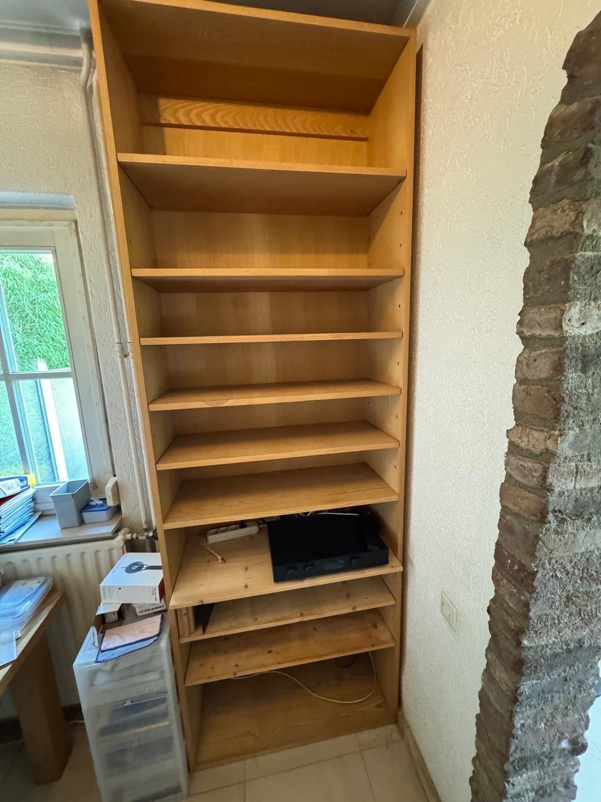 Twee handgemaakte boekenkasten van Amerikaans essenhout, Ophalen, Met plank(en), Gebruikt, 200 cm of meer