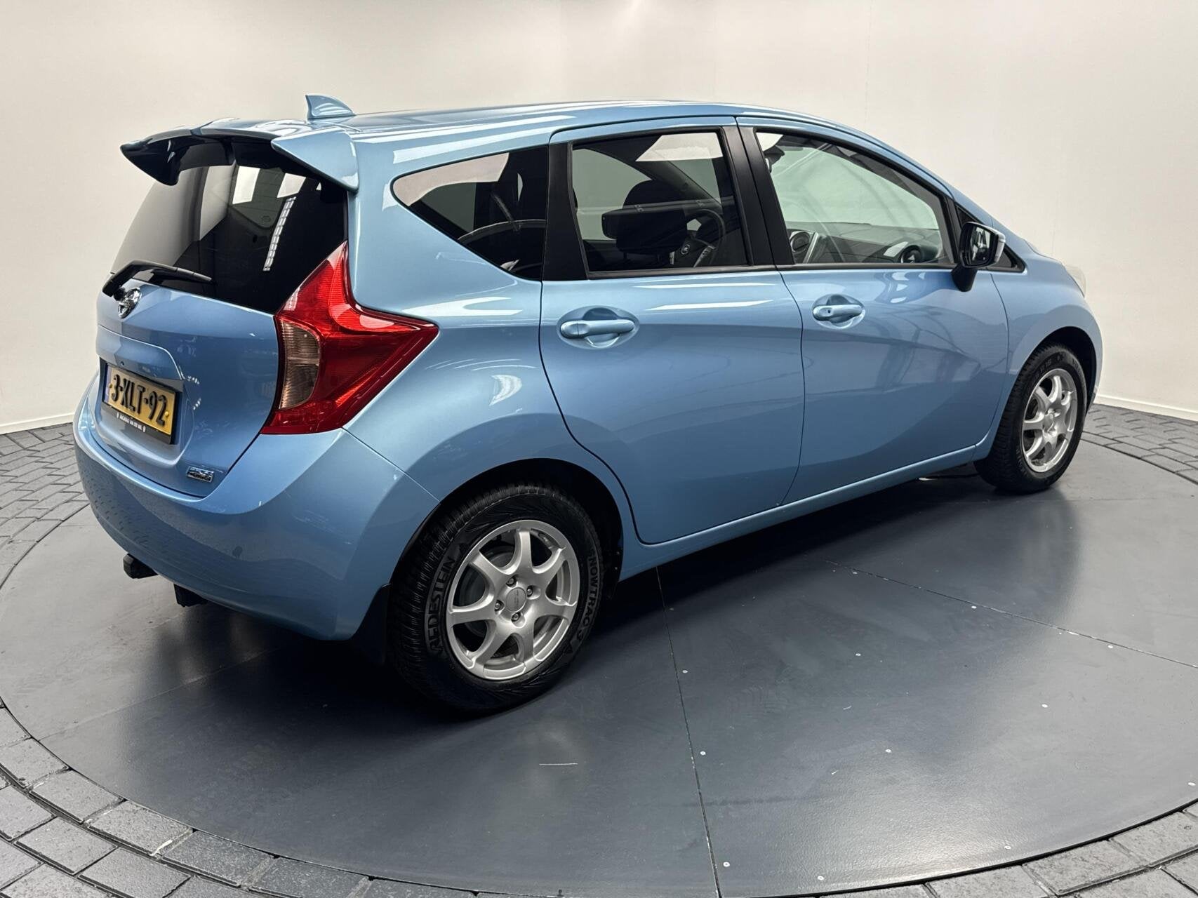 Nissan Note 1.2 DIG-S Edition Automaat-Afn.Trekhaak-Navigati, Auto's, Euro 5, Stof, Gebruikt, 1045 kg